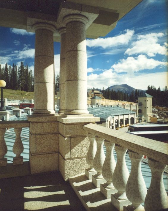 Chateau Lake Louise Spindle Balcony